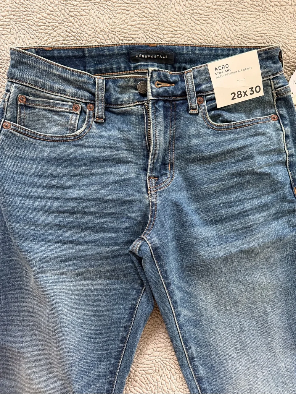 Aeropostale Men's Straight Jeans in Medium Blue Wash